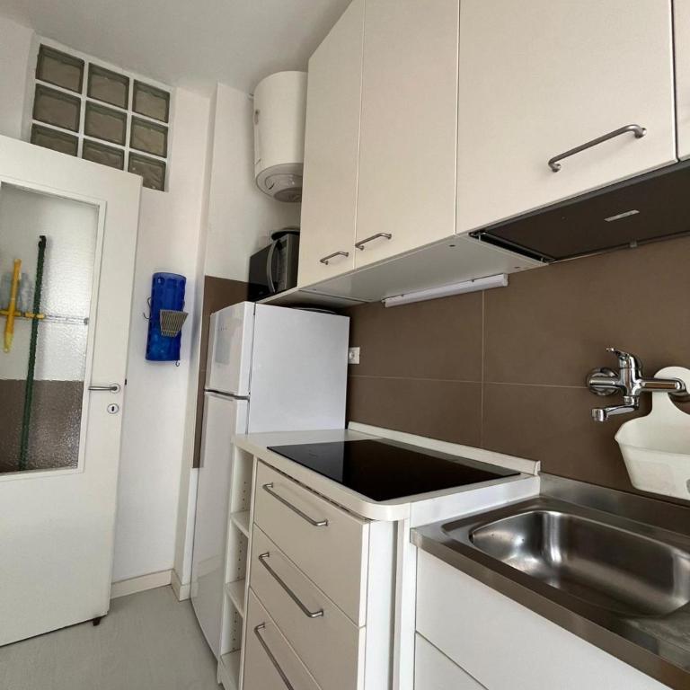 Residence Pineta con Piscina 6 posti letto - Appartamento con 1 Camera da Letto - 13