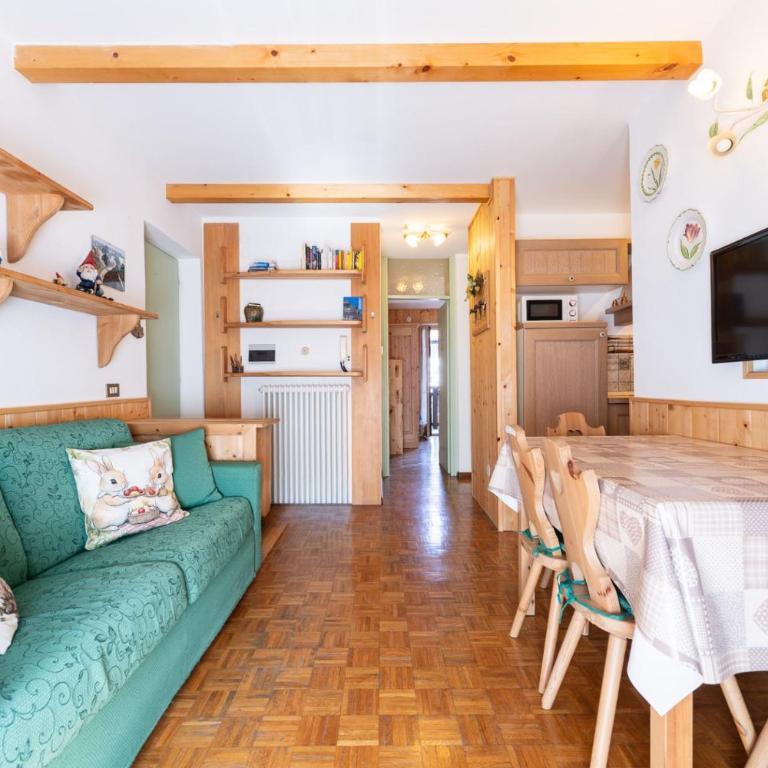 Cesa Blanc - Appartamento con 2 Camere da Letto e Balcone - 2