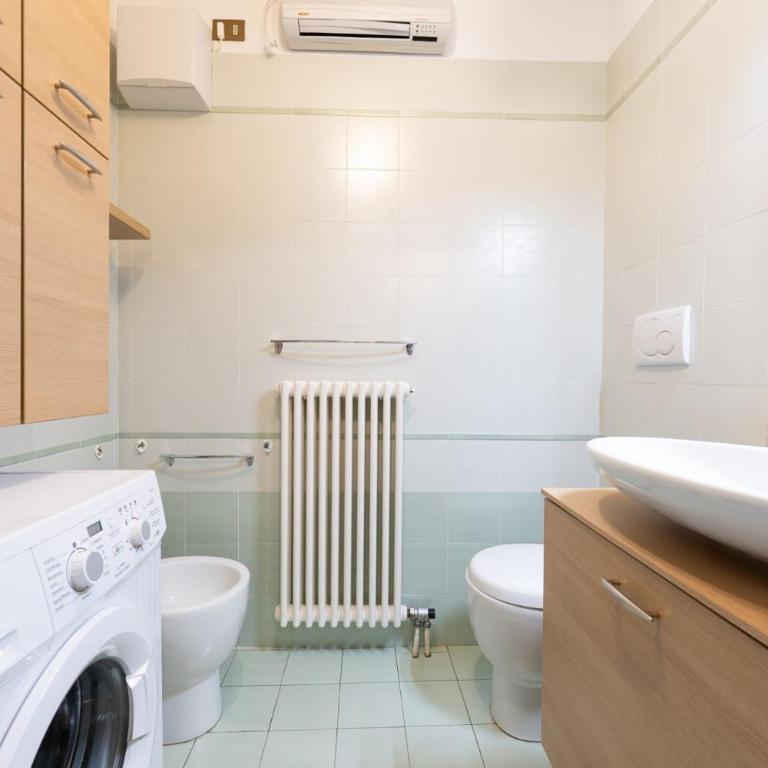 Cesa Blanc - Appartamento con 2 Camere da Letto e Balcone - 7