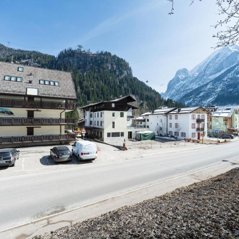 Cesa Blanc - Appartamento con 2 Camere da Letto e Balcone - 13