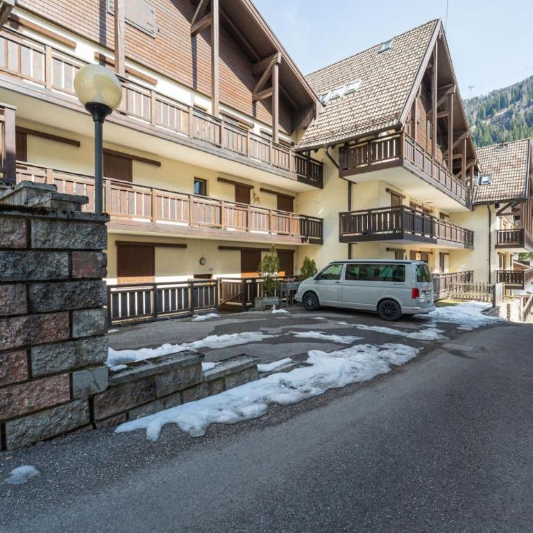 Cesa Blanc - Appartamento con 2 Camere da Letto e Balcone - 15
