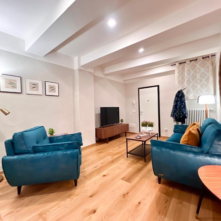 Courtyard 23 - Two-Bedroom Apartment - 3