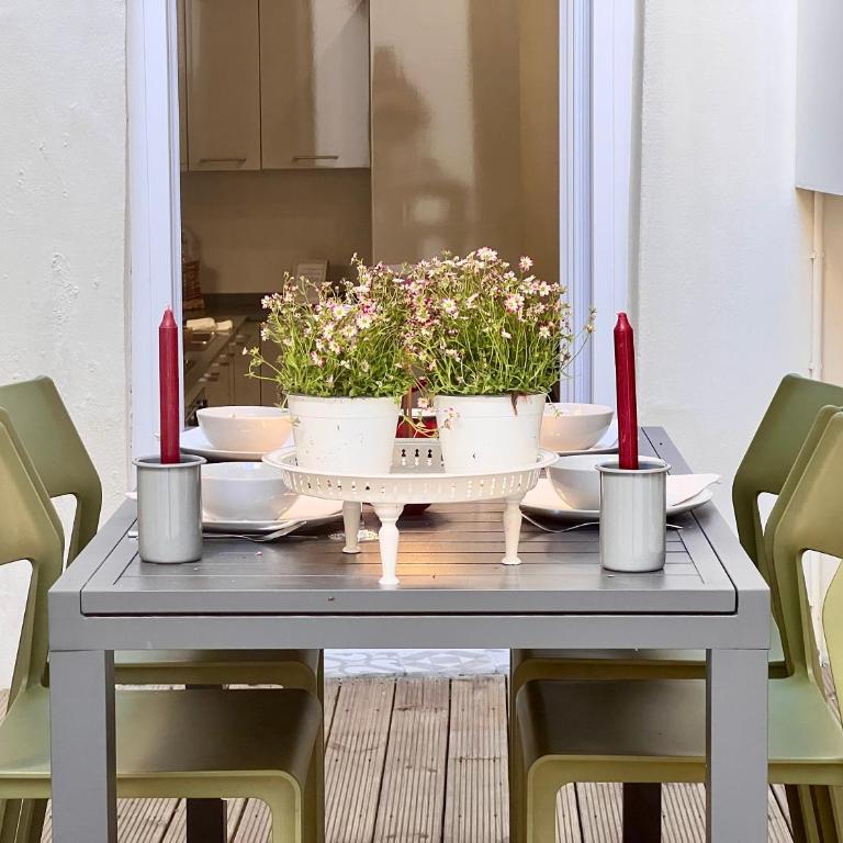 Courtyard 23 - Two-Bedroom Apartment - 5