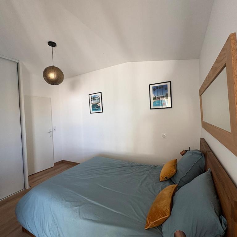 T2 Du Parc - One-Bedroom Apartment - 5