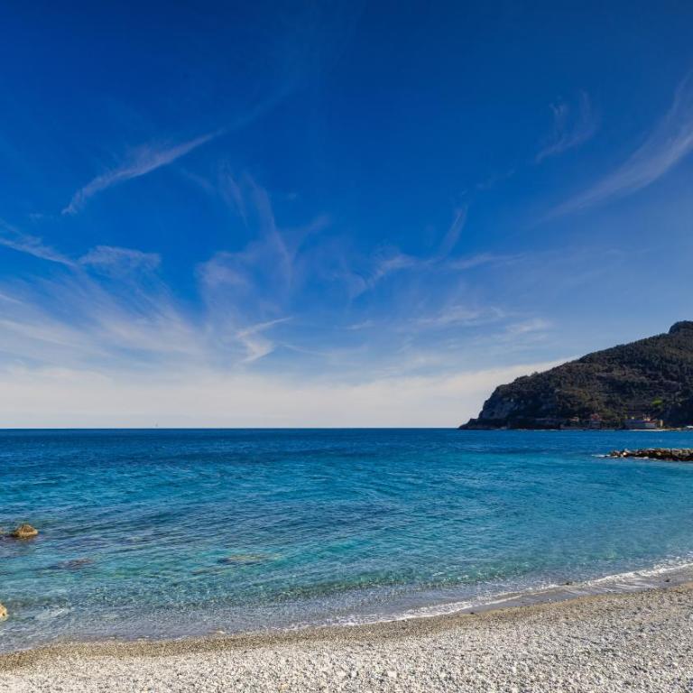 Savona Sea House Apartment with parking - One-Bedroom Apartment - 7