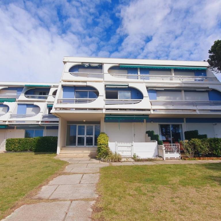 Au Bord du Lac & Golf avec Parking privé Clim Wifi - 4 personnes - ROSSIconciergerie - Linge inclus - Apartment mit 1 Schlafzimmer - 22
