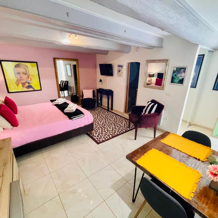 Artistic Antibes Apartment - Appartement 1 Chambre - 22