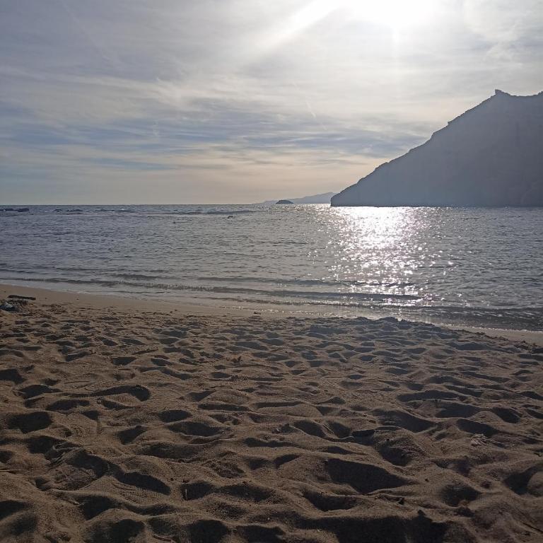 Relax en Águilas - Apartamento de 2 dormitorios con terraza y vistas al mar - 3