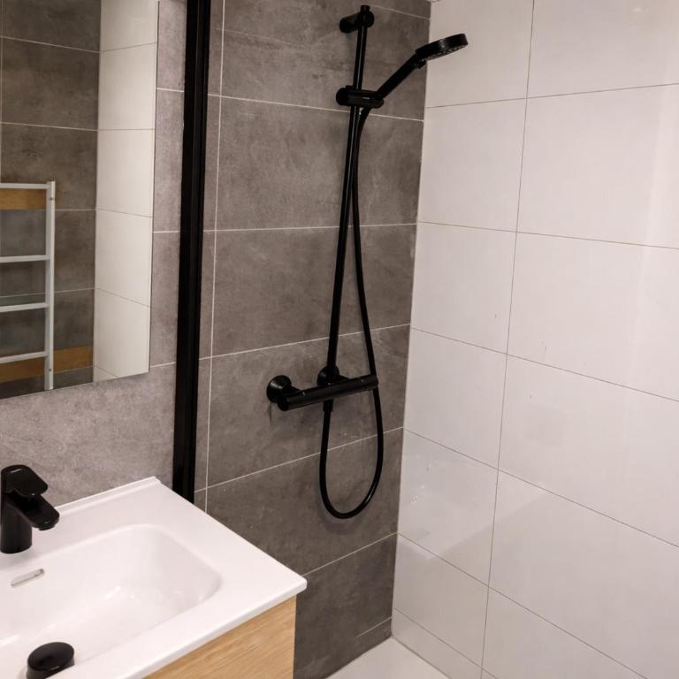 Charmant studio pour 3 pers. avec balcon, au pied des pistes, Reberty 2000 - FR-1-452-385 - Estudio - 14