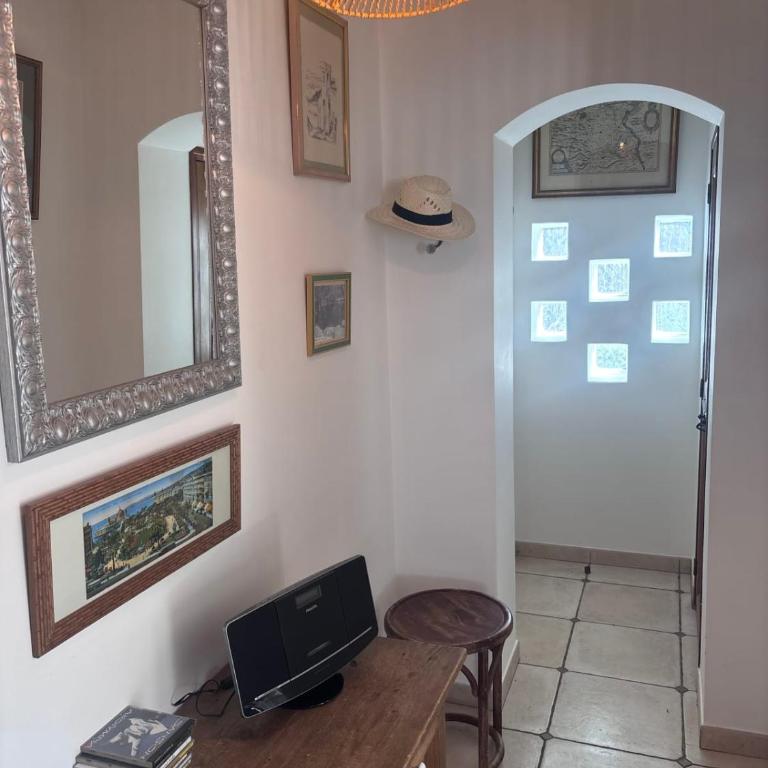 La Villa D'Hélène - Vues panoramiques - Maison de Vacances - 16