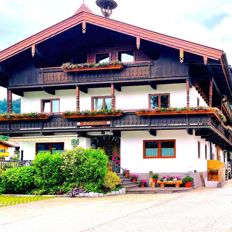 Neubauhof - Deluxe Doppelzimmer mit Zustellbett - 6