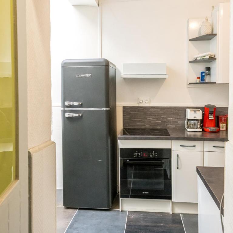 Maison au cœur de Saumur Cour privée Parking gratuit Wi-Fi - Appartement 2 Chambres - 9