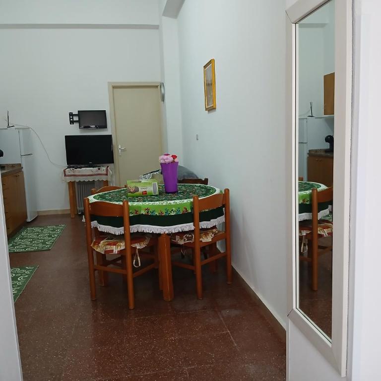 Florina Appartment - Appartamento Standard con 1 Camera da Letto - 4