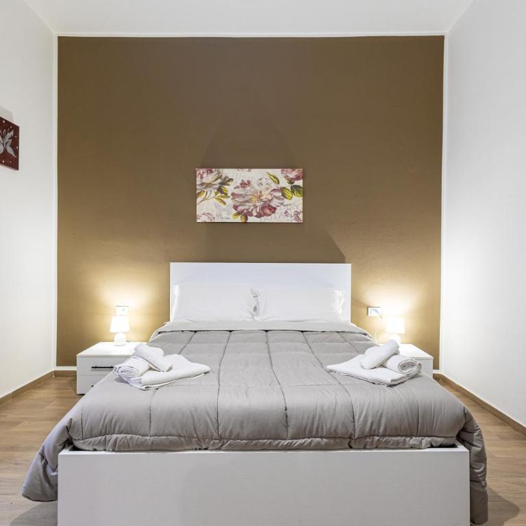 Regina Rooms - Triple Room with Balcony - 13