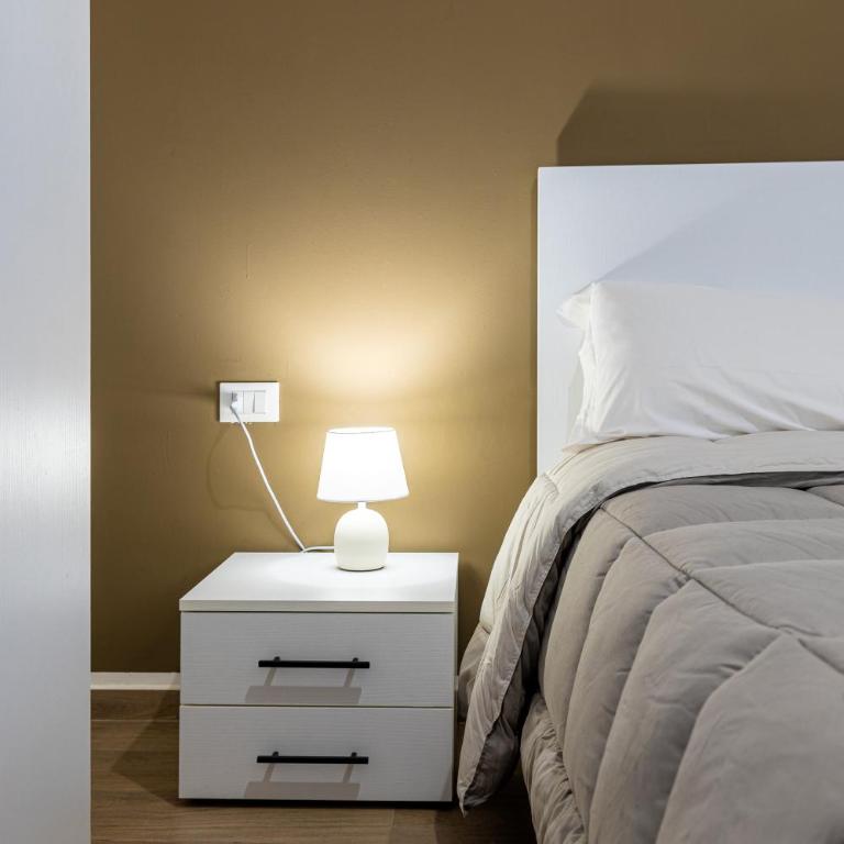 Regina Rooms - Double Room with Balcony - 17