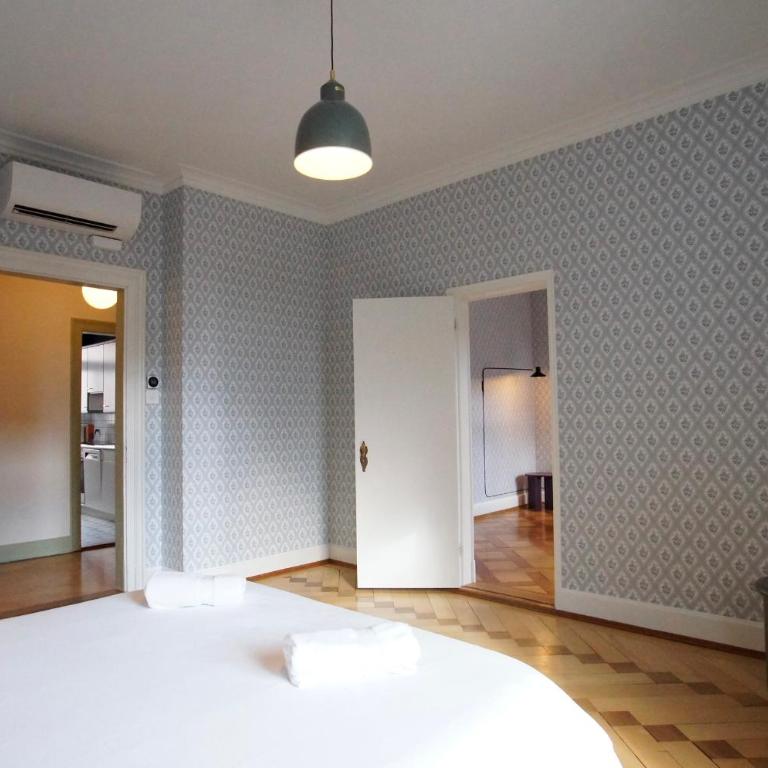 ReLiving - Historic City Apartment - Apartment - 10