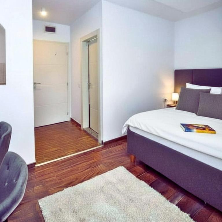 One Luxury Suites AKUSTIK - 3 minuta peške do Jezera - Superior Dvokrevetna Soba sa Bračnim Krevetom - 6