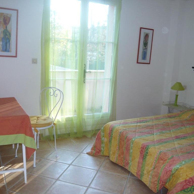 Au calme, belle villa plein sud, piscine privée, mer à 100 m ! - Villa - 24