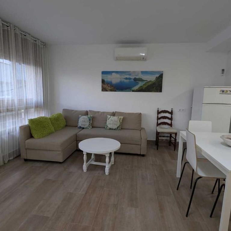 Tropicana–30m de la Playa con Parking y A/C - Apartamento - 25