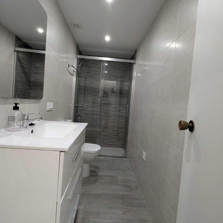 Tropicana–30m de la Playa con Parking y A/C - Apartamento - 45