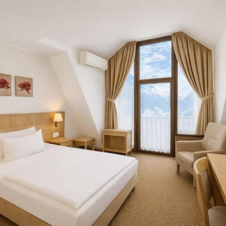 AMBER HOTEL Bavaria - Einzelzimmer mit Bergblick - 3