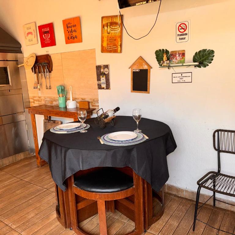 Casa con Piscina y Quincho a 8 min del aeropuerto - Two-Bedroom Villa - 6