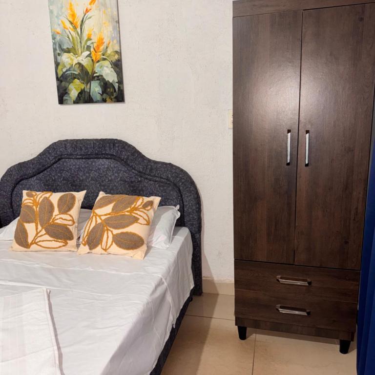 Casa con Piscina y Quincho a 8 min del aeropuerto - Two-Bedroom Villa - 5