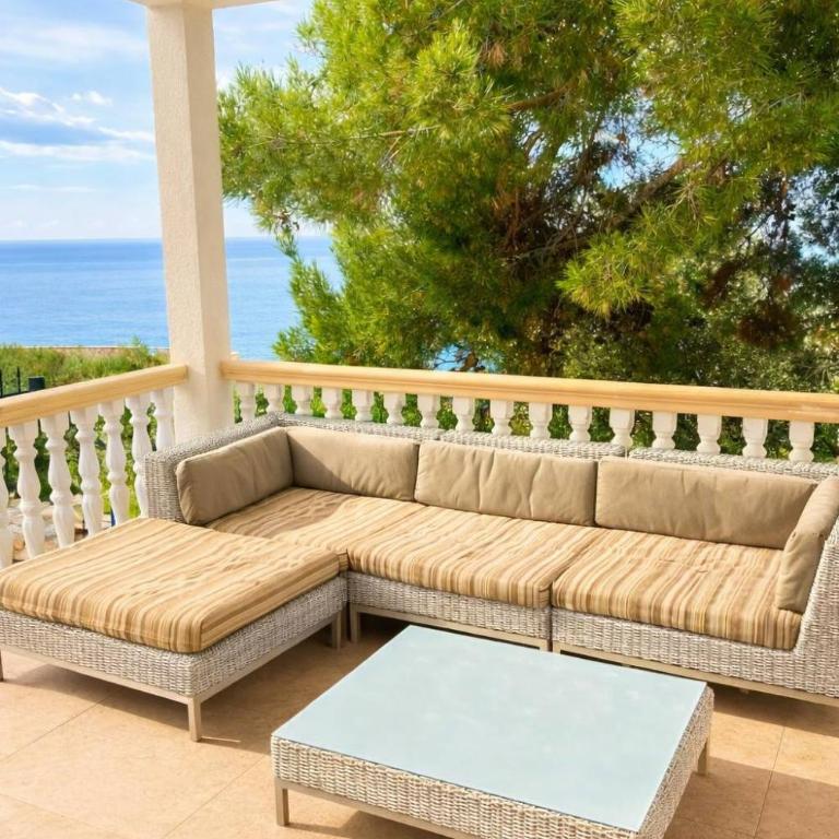 Sunny Villa 2 - One-Bedroom Villa - 1