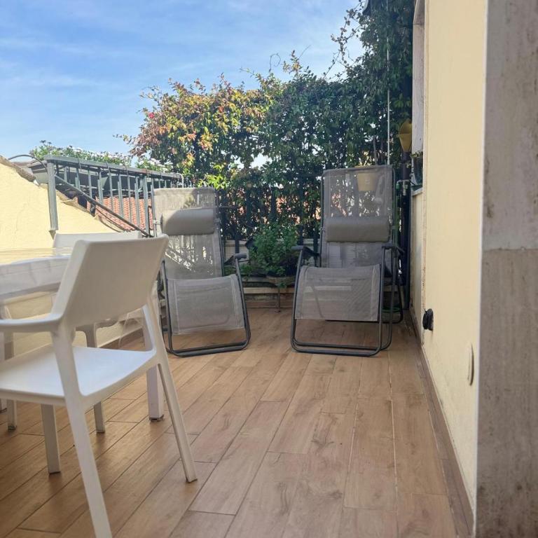 Attico con terrazzino vicino Arena - One-Bedroom Apartment - 23