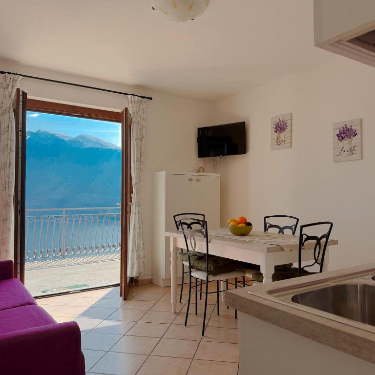 Appartamenti Vacanze Al Frutteto da Lory - Appartamento con Vista Lago - 7
