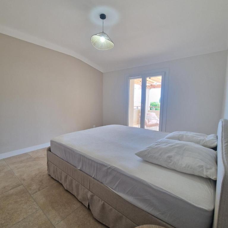 Appartement 6 personnes, grande terrasse vue mer et balnéo - Apartamento de 3 dormitorios - 10