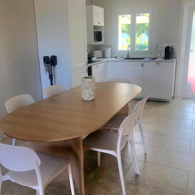 Appartement 6 personnes, grande terrasse vue mer et balnéo - Apartamento de 3 dormitorios - 19