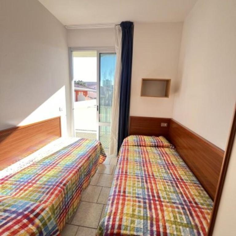 Cozy flat near the beach with terraces - Appartamento - 4