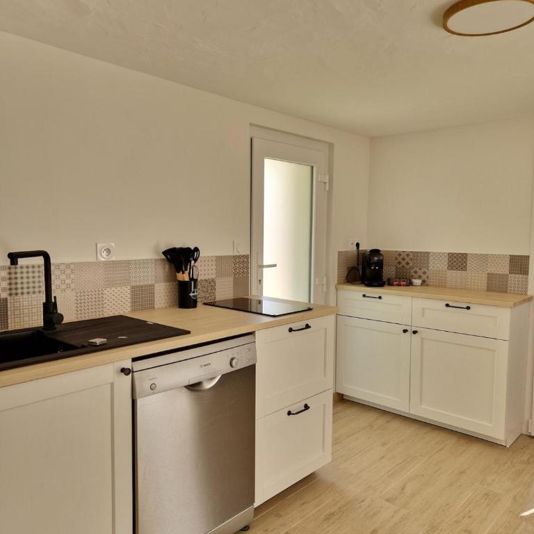 Appartement 4 personnes avec grande terrasse, 1 chambre et 1 coin nuit - Apartamento de 2 dormitorios - 10