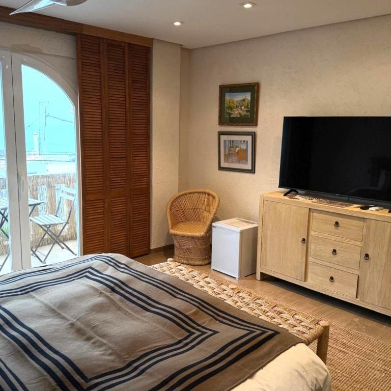 Botanico Boutique Suites - Habitación Doble con balcón y vistas al mar - 3