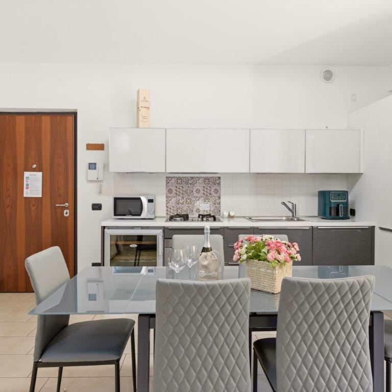 APARTMENT LA PROMENADE - Regarda Travel - Appartamento con Terrazza - 4