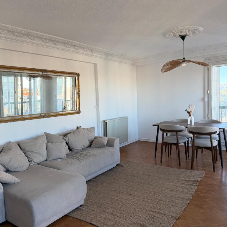 Grand appartement de 104m2 - 3 chambres - Apartamento de 1 dormitorio - 1