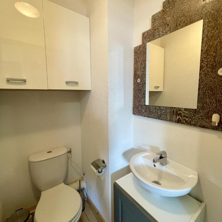 Appt Snowfront Aussois 6 People Le Marmotton - Two-Bedroom Apartment with Mountain View - 7