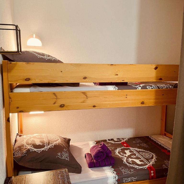 Appt Snowfront Aussois 6 People Le Marmotton - Two-Bedroom Apartment with Mountain View - 14