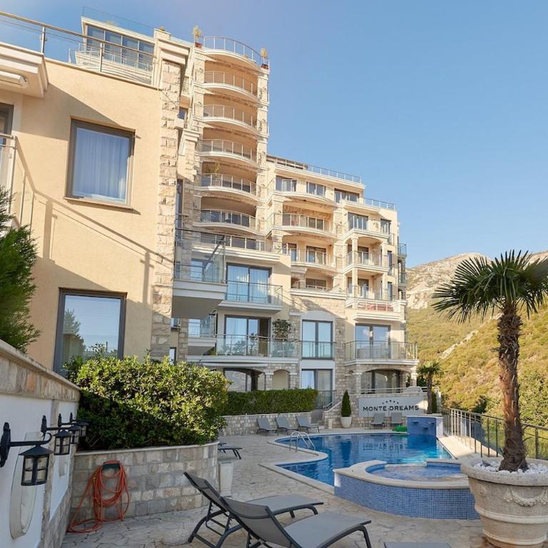 MonteDreams, Sea View apartment, Pool, Gym, SPA - Apartman sa 2 Spavaće Sobe, Balkonom i Pogledom na More - 1