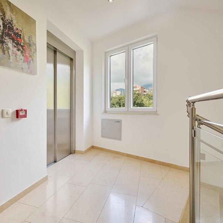 MonteDreams, Sea View apartment, Pool, Gym, SPA - Apartman sa 2 Spavaće Sobe, Balkonom i Pogledom na More - 6