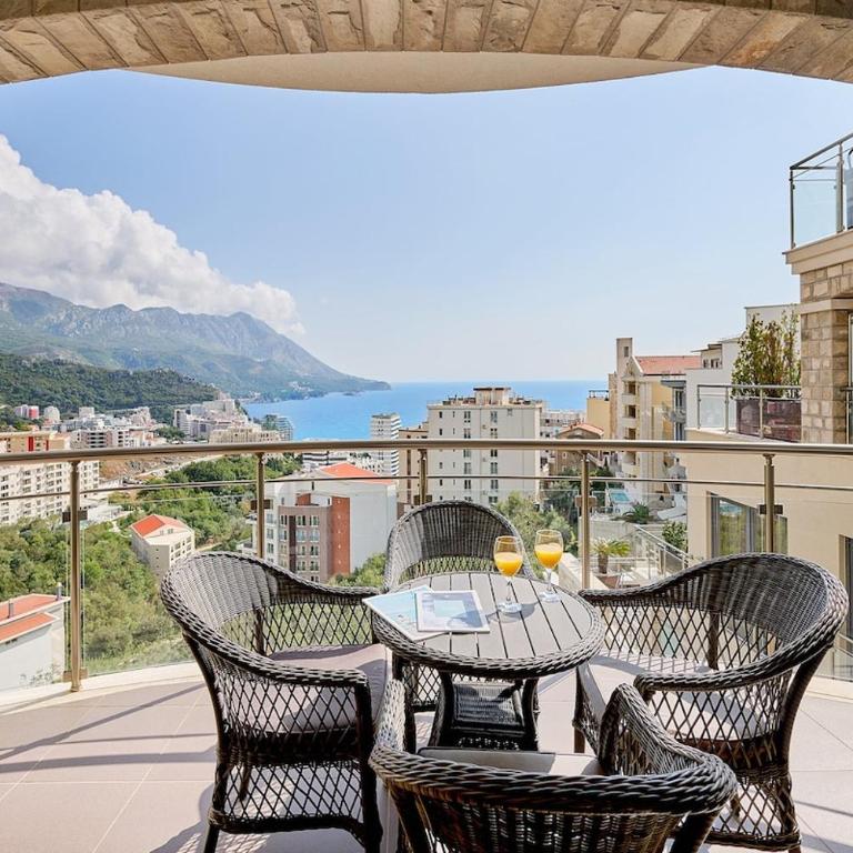 MonteDreams, Sea View apartment, Pool, Gym, SPA - Apartman sa 2 Spavaće Sobe, Balkonom i Pogledom na More - 7