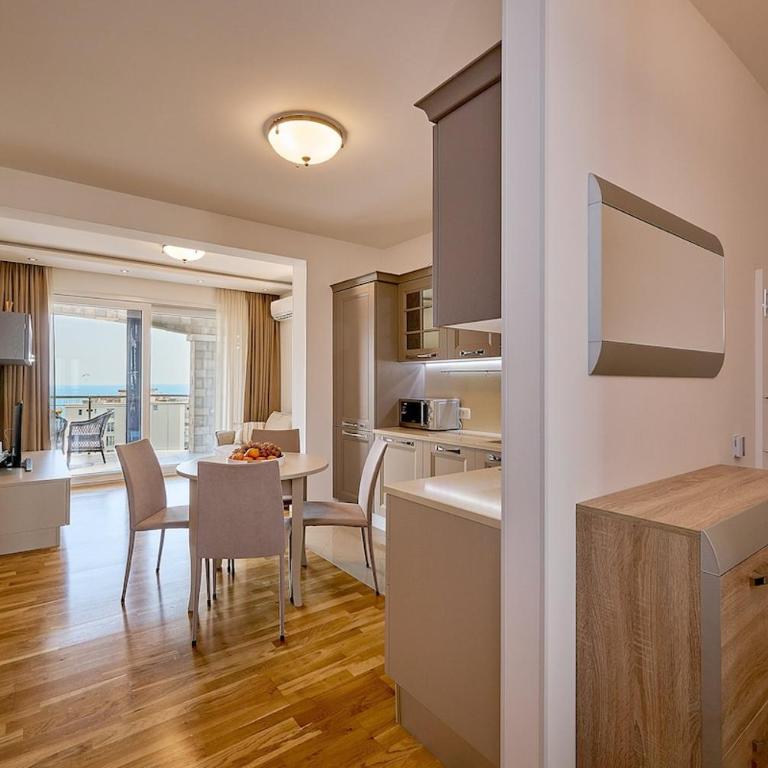 MonteDreams, Sea View apartment, Pool, Gym, SPA - Apartman sa 2 Spavaće Sobe, Balkonom i Pogledom na More - 22