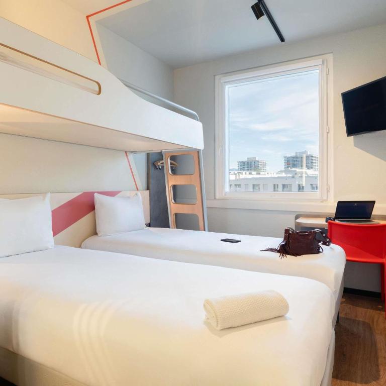 ibis budget Genève Petit-Lancy - Chambre Triple avec 2 Lits Simples et 1 Lit Superposé - 7