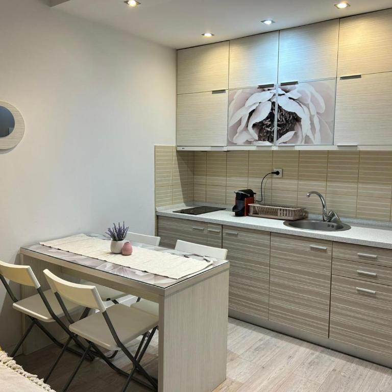 Relax Apartment - Apartman sa Pogledom na Vrt - 4