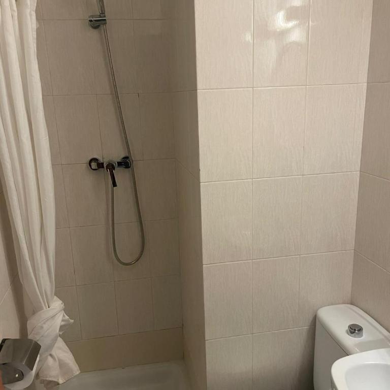 Pensió Anna - Habitación Doble Económica - 3