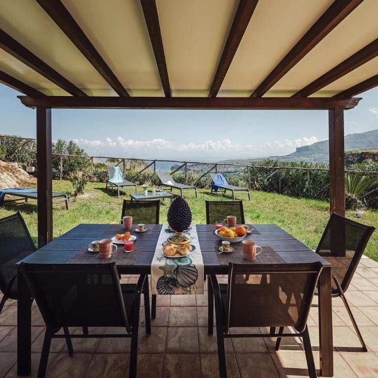 Panoramic Villa with private Pool near Scopello - Three-Bedroom Villa - 38