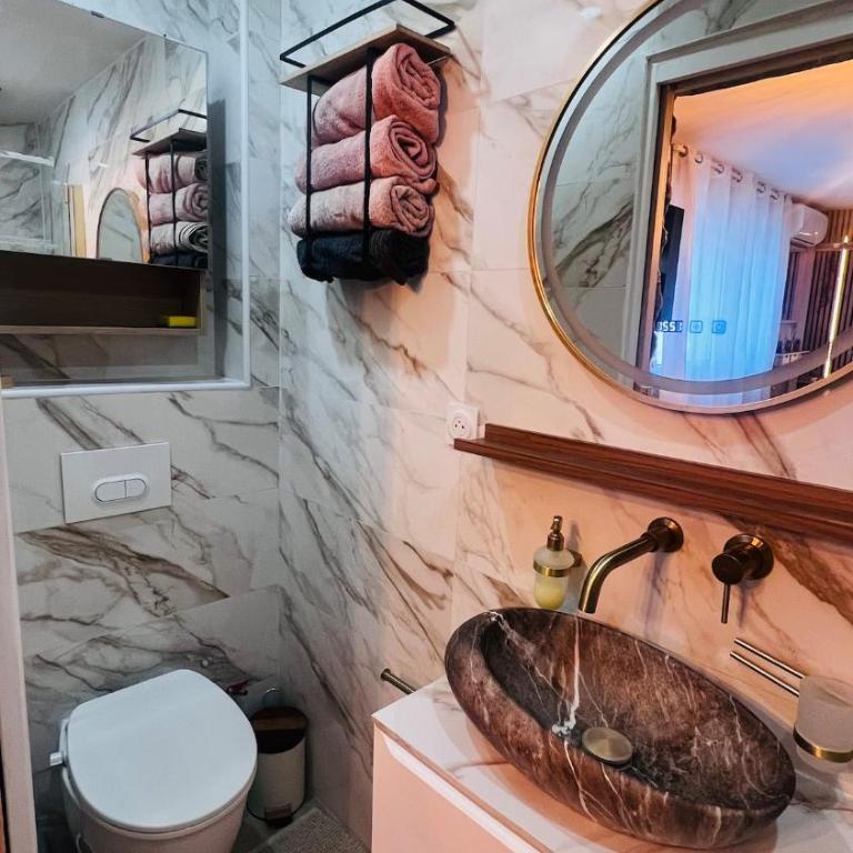 CASA LOVE Suite Cannes avec baignoire, piscine - Apartamento de 1 dormitorio - 15