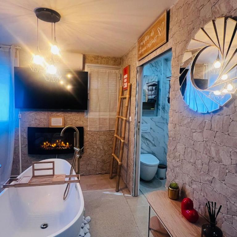 CASA LOVE Suite Cannes avec baignoire, piscine - Apartamento de 1 dormitorio - 42