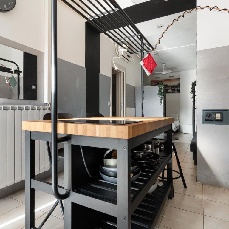 GuestHost - Modern Loft X4 Milano Navigli - Loft - 12